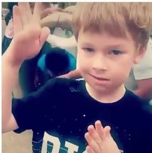 Meet your Posher, Phillip